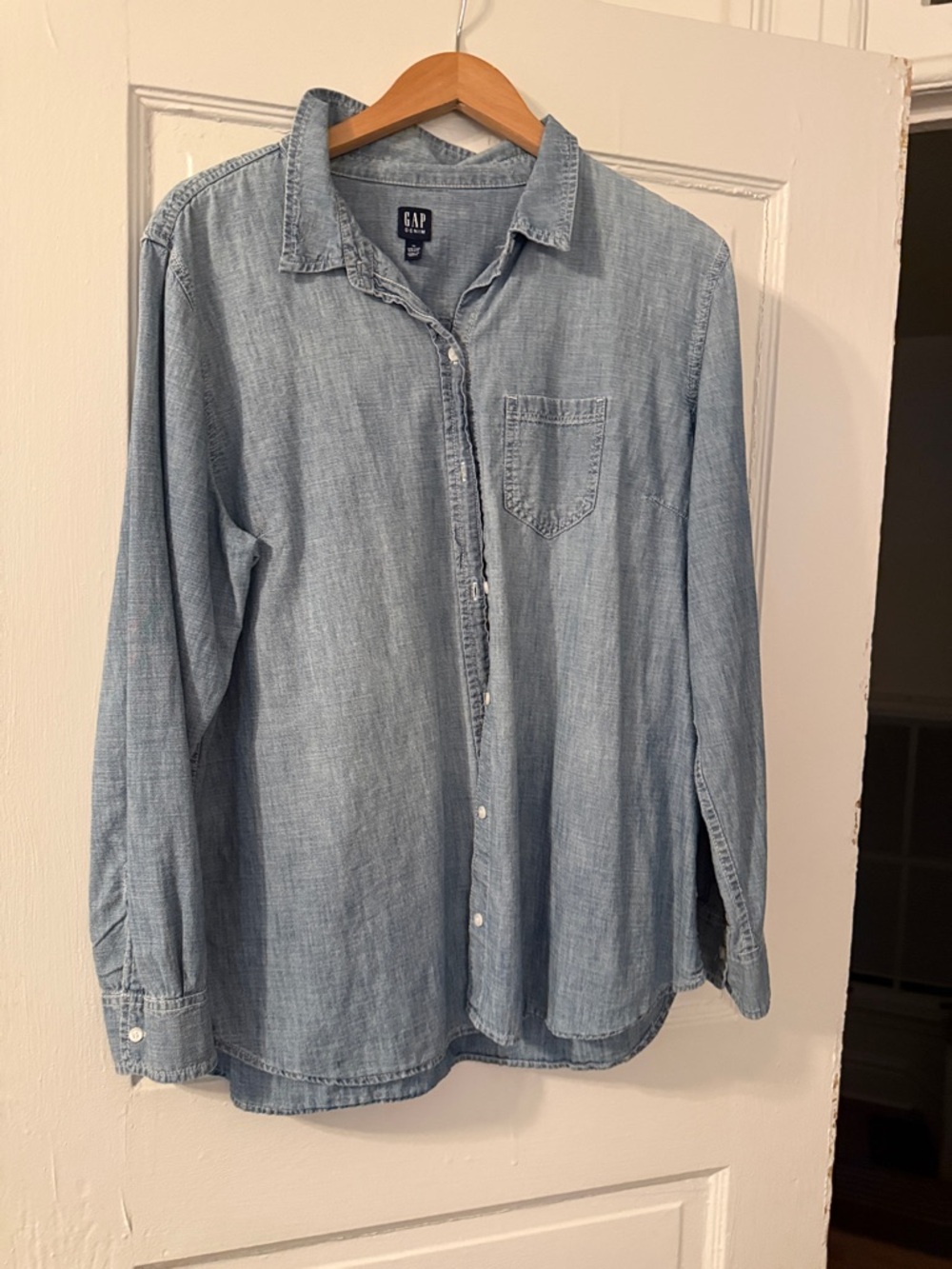 GAP Light Blue Denim Button-Down Shirt XL